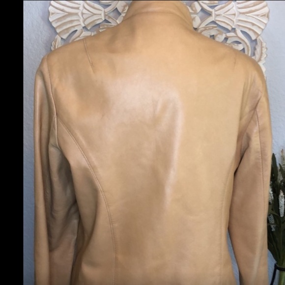 Leonardo’s Genuine Leather Jacket - Picture 8 of 14